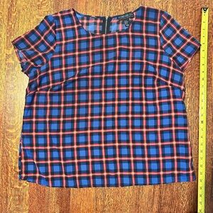Forever 21 Red Check Plaid Round Neck Top Short Sleeve